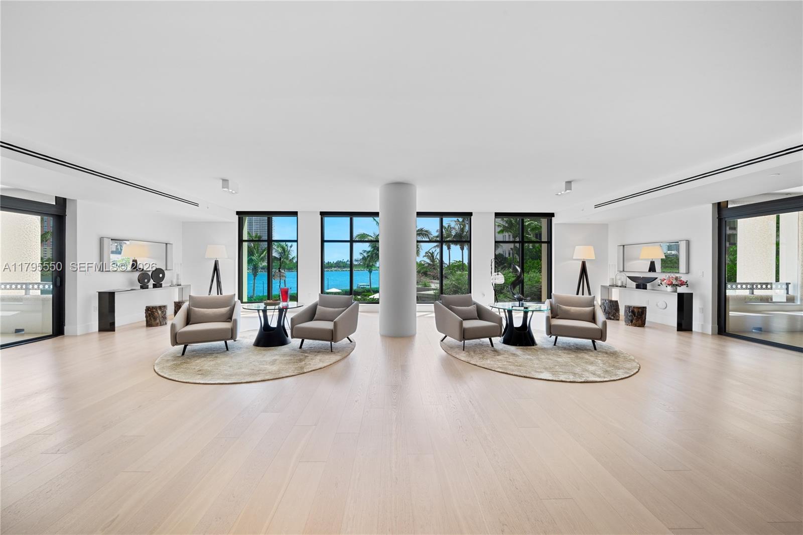 Palazzo Del Sol 7025