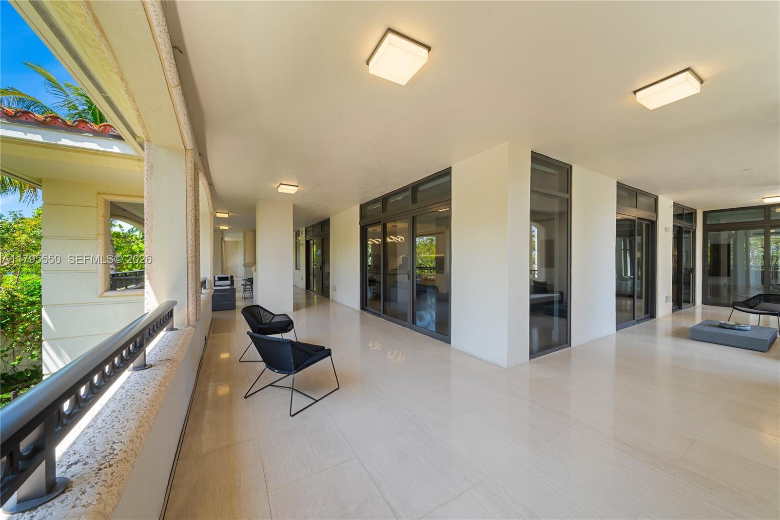 Palazzo Del Sol 7025