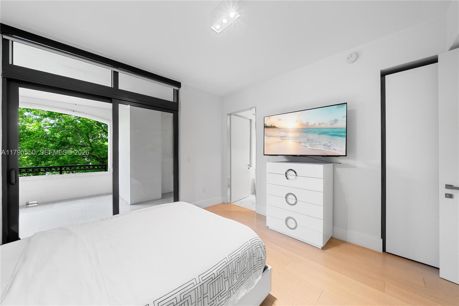 Palazzo Del Sol 7025