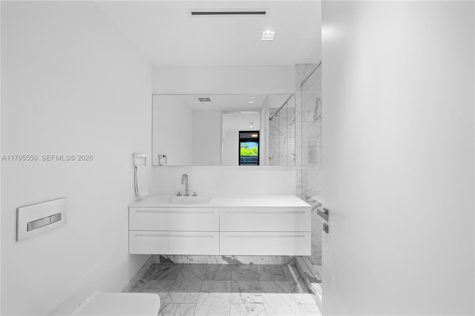 Palazzo Del Sol 7025