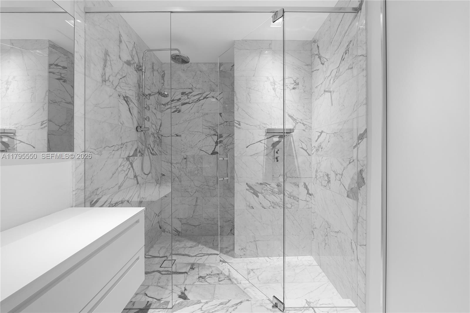 Palazzo Del Sol 7025