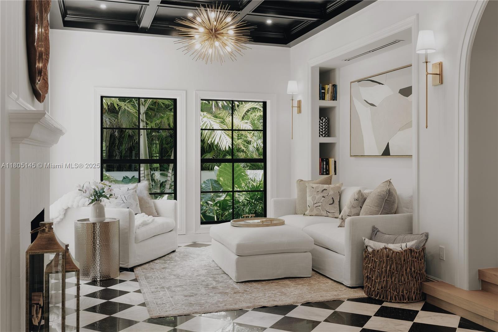 El Tesoro ~ 549 NE 59th Street