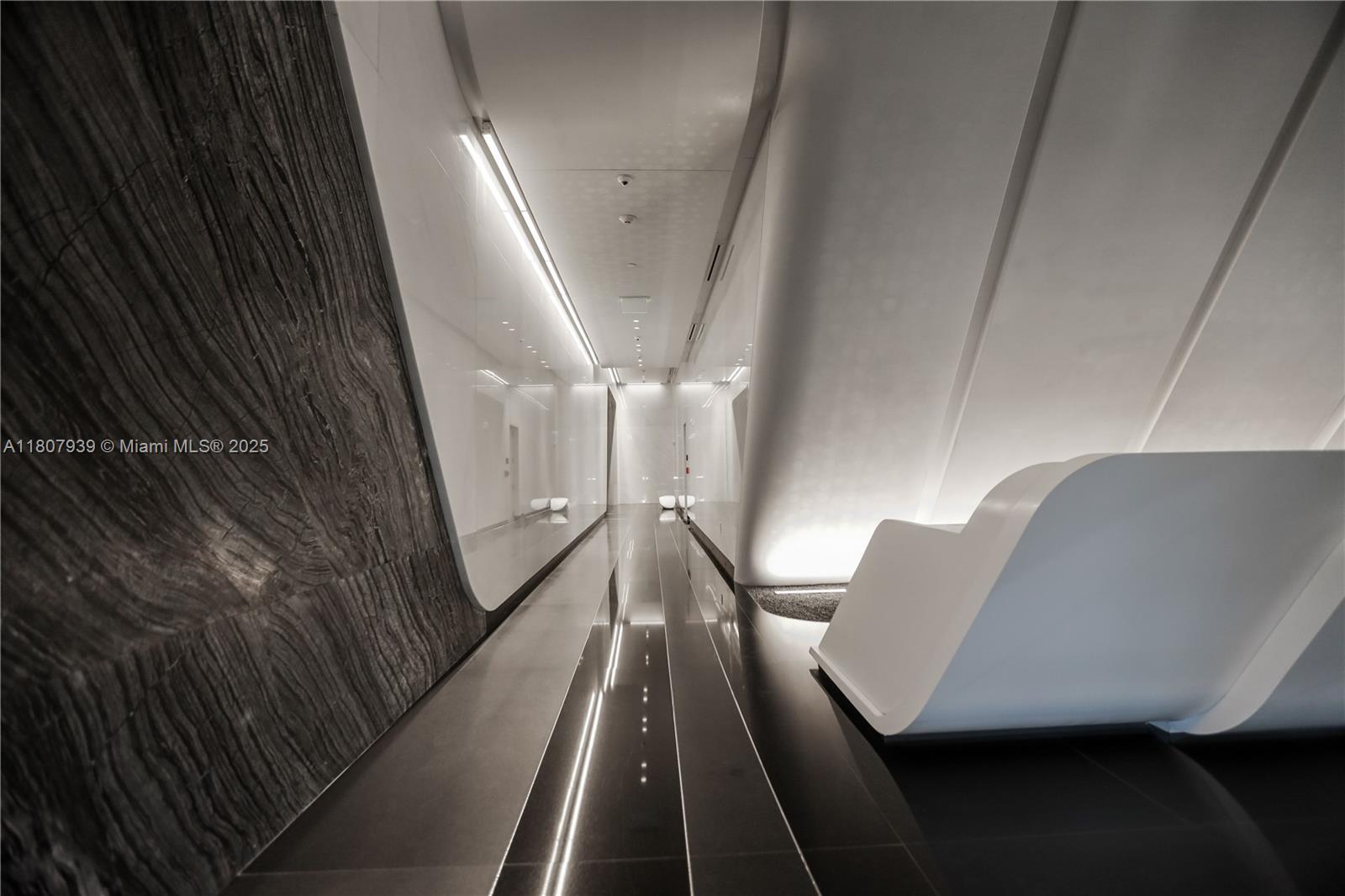 One Thousand Museum 3201