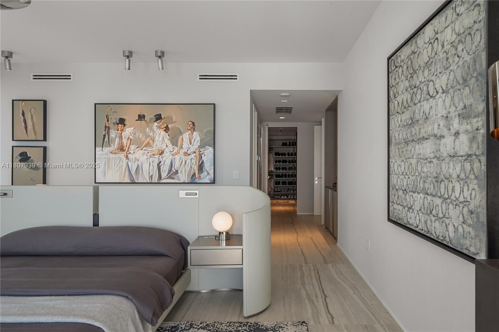 One Thousand Museum 3201