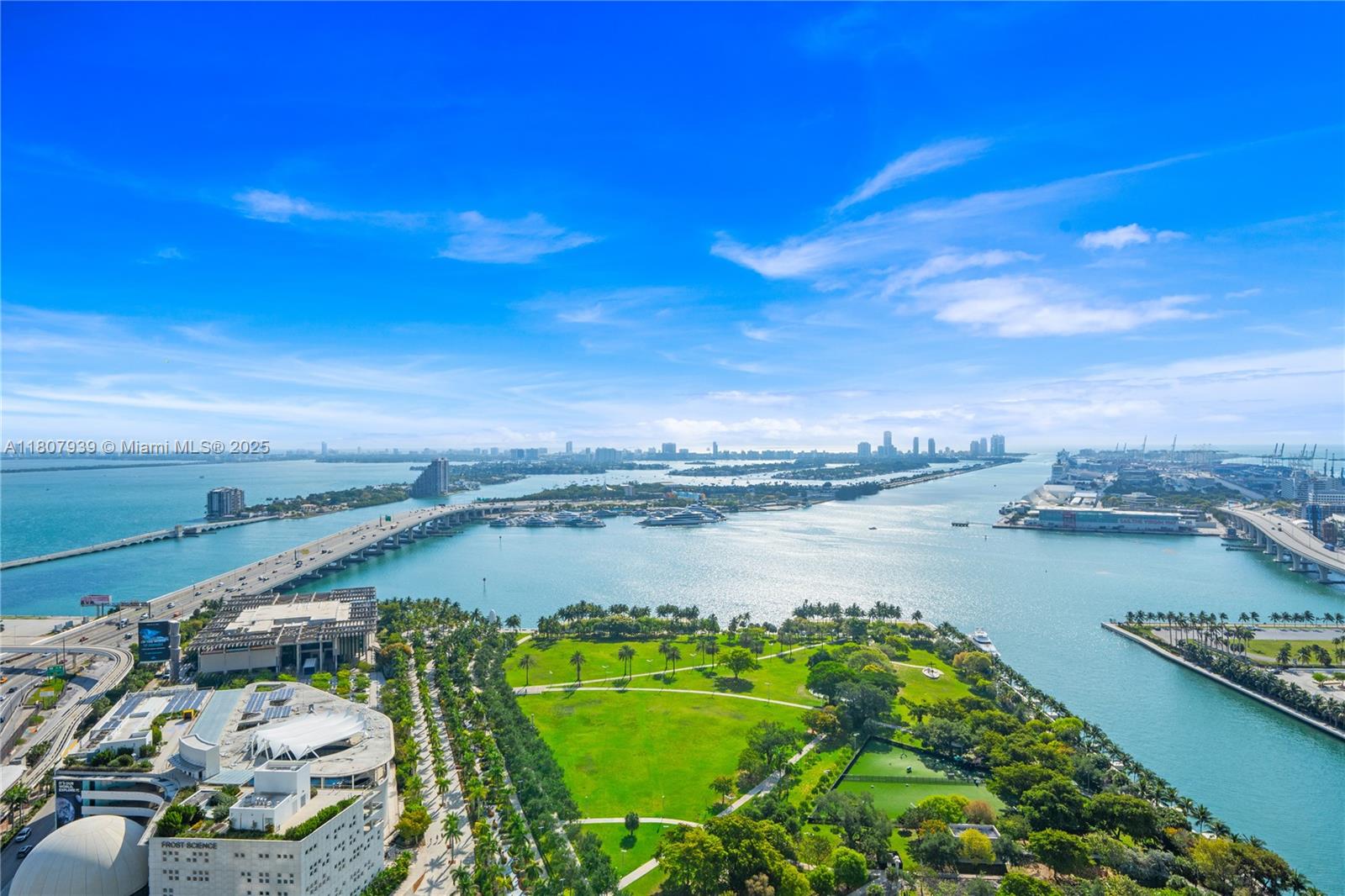 One Thousand Museum 3201