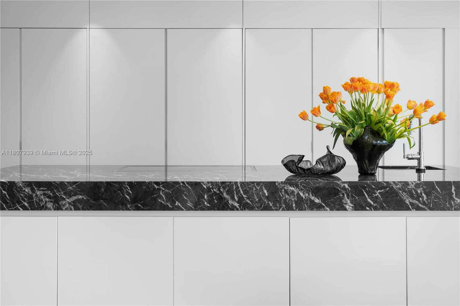 One Thousand Museum 3201