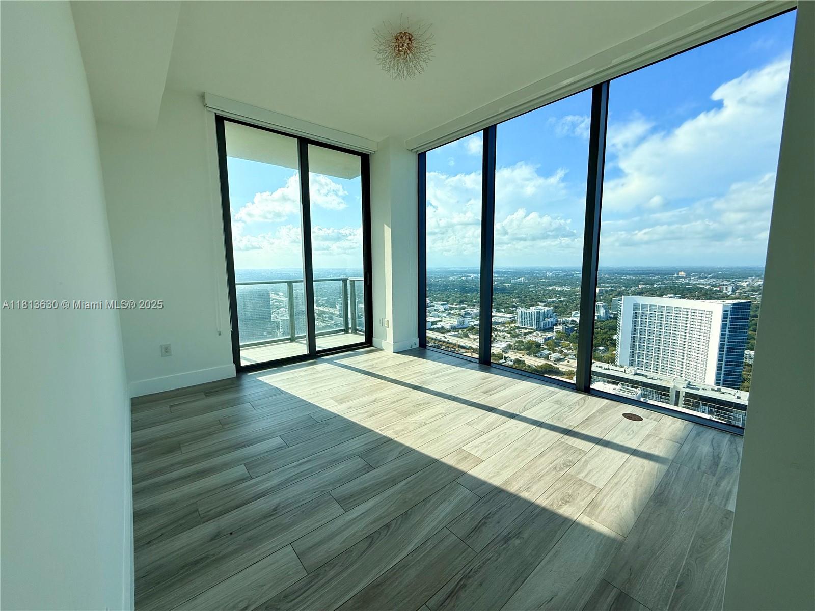 3131 NE 7th Ave Unit: PH5103