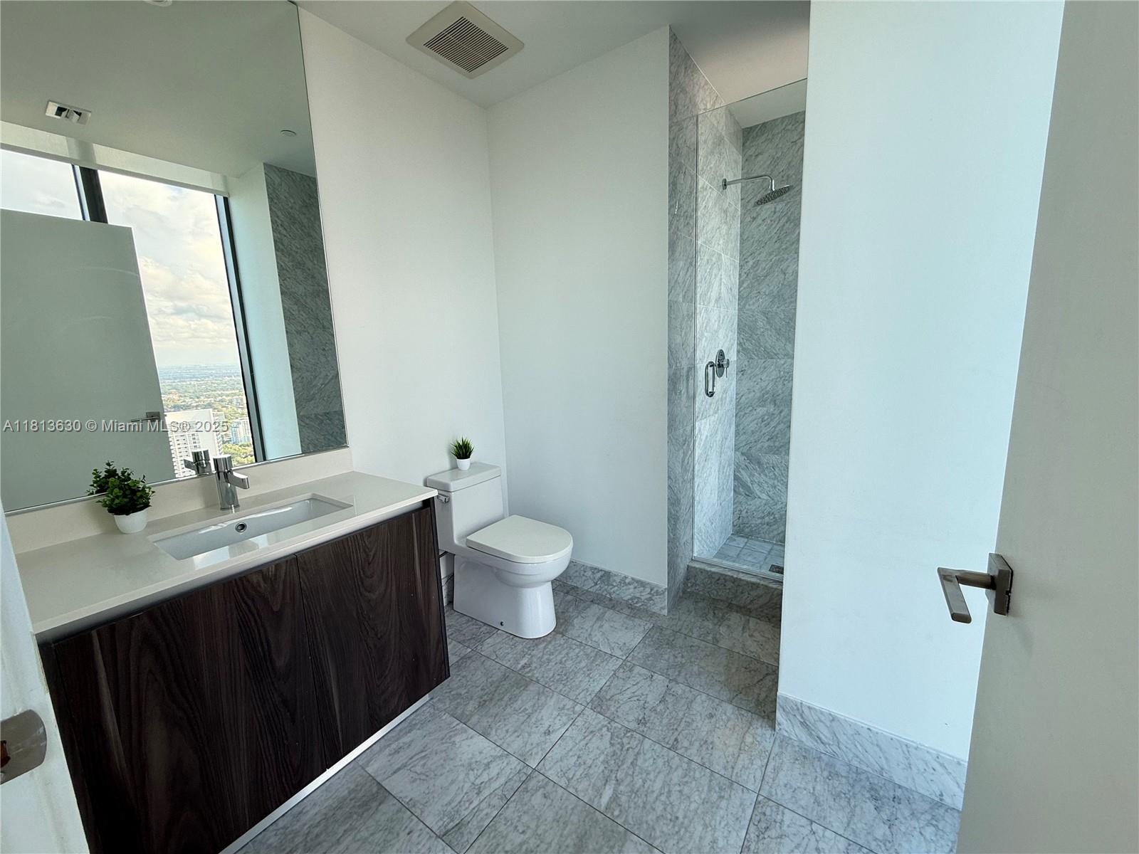 3131 NE 7th Ave Unit: PH5103