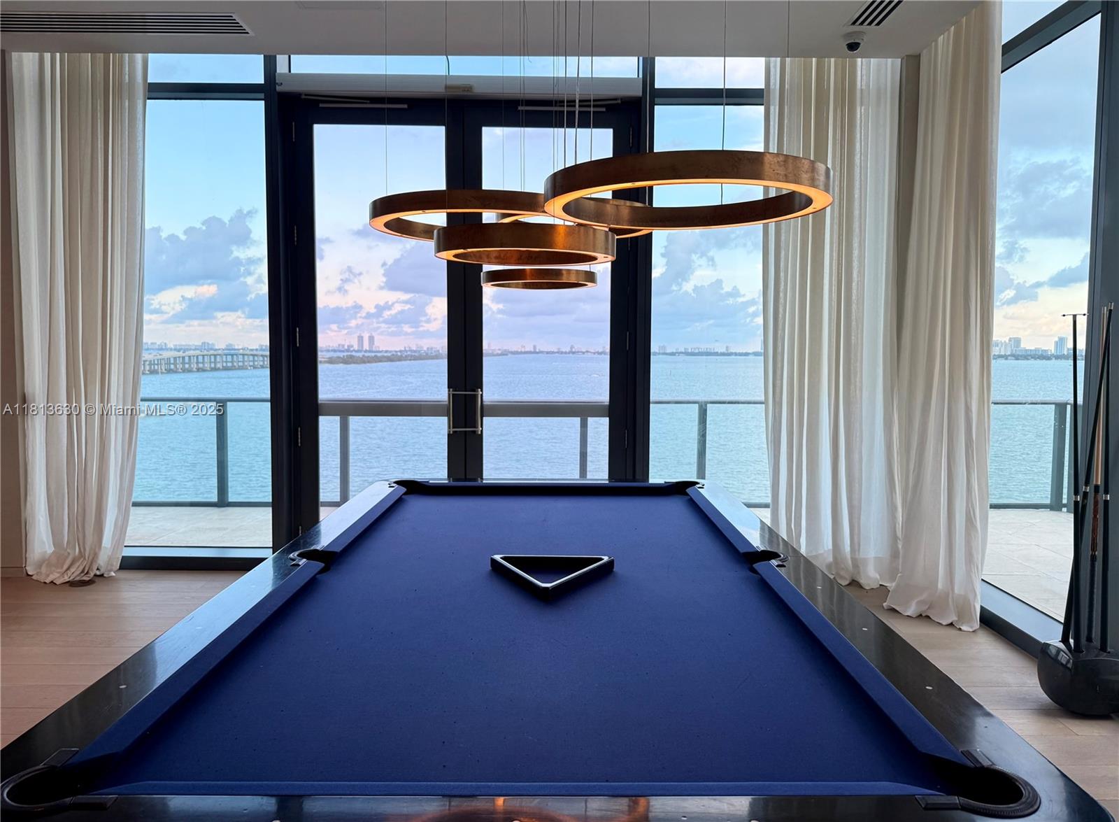 3131 NE 7th Ave Unit: PH5103