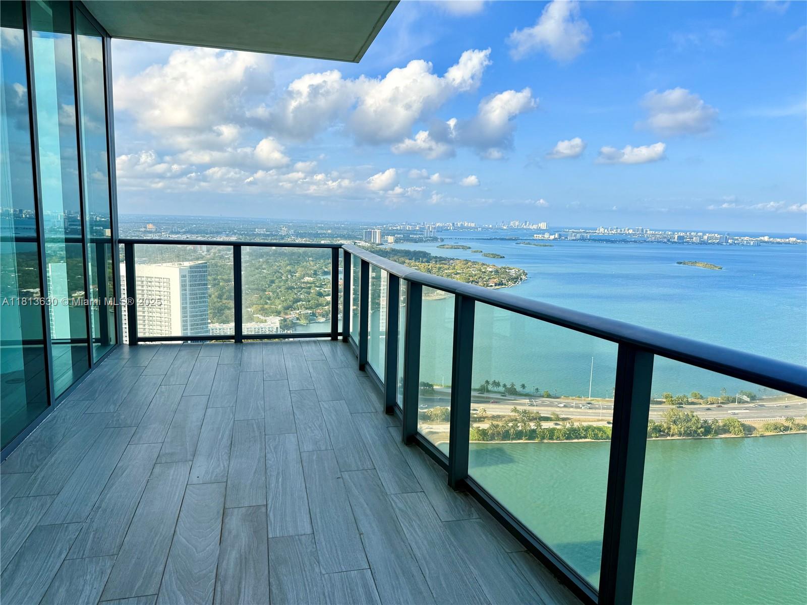 3131 NE 7th Ave Unit: PH5103