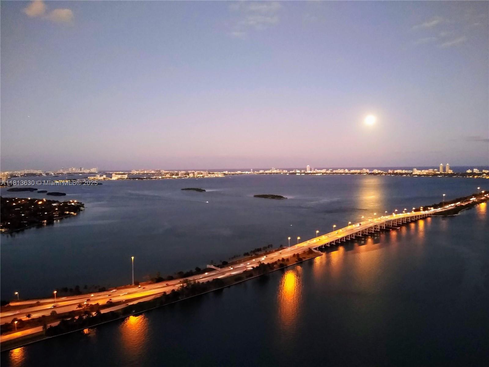 3131 NE 7th Ave Unit: PH5103