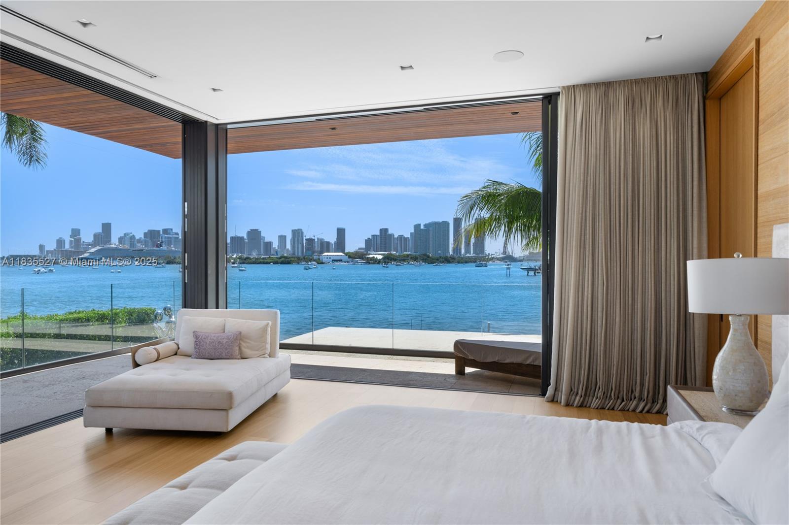 126 W San Marino Drive