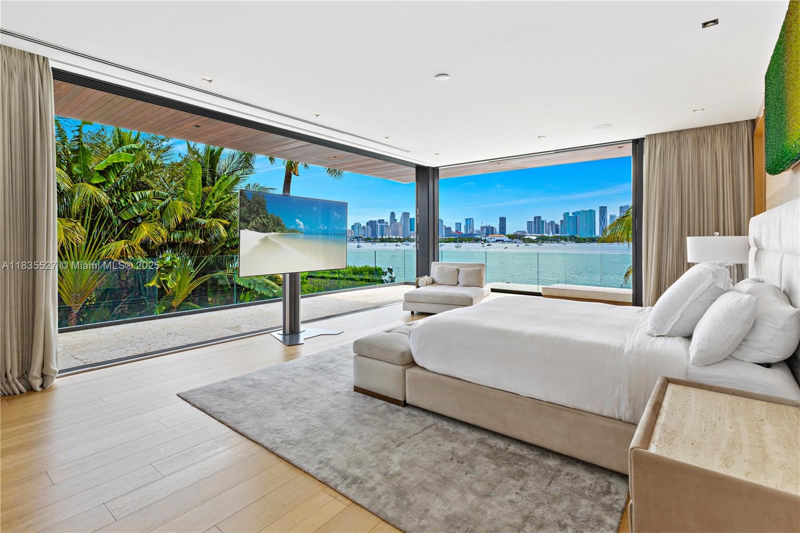 126 W San Marino Drive