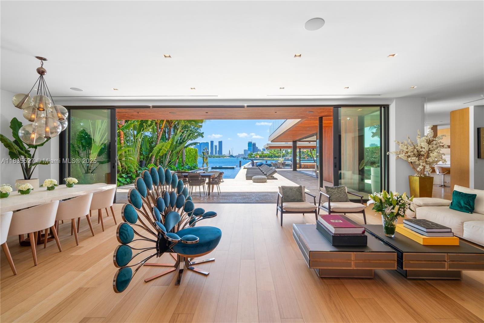 126 W San Marino Drive