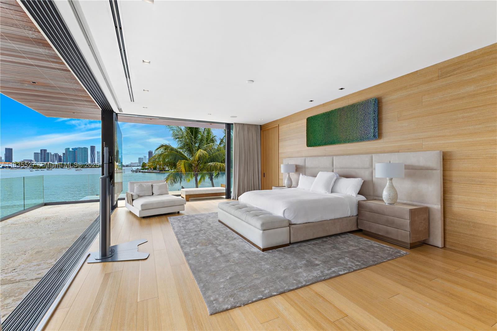 126 W San Marino Drive
