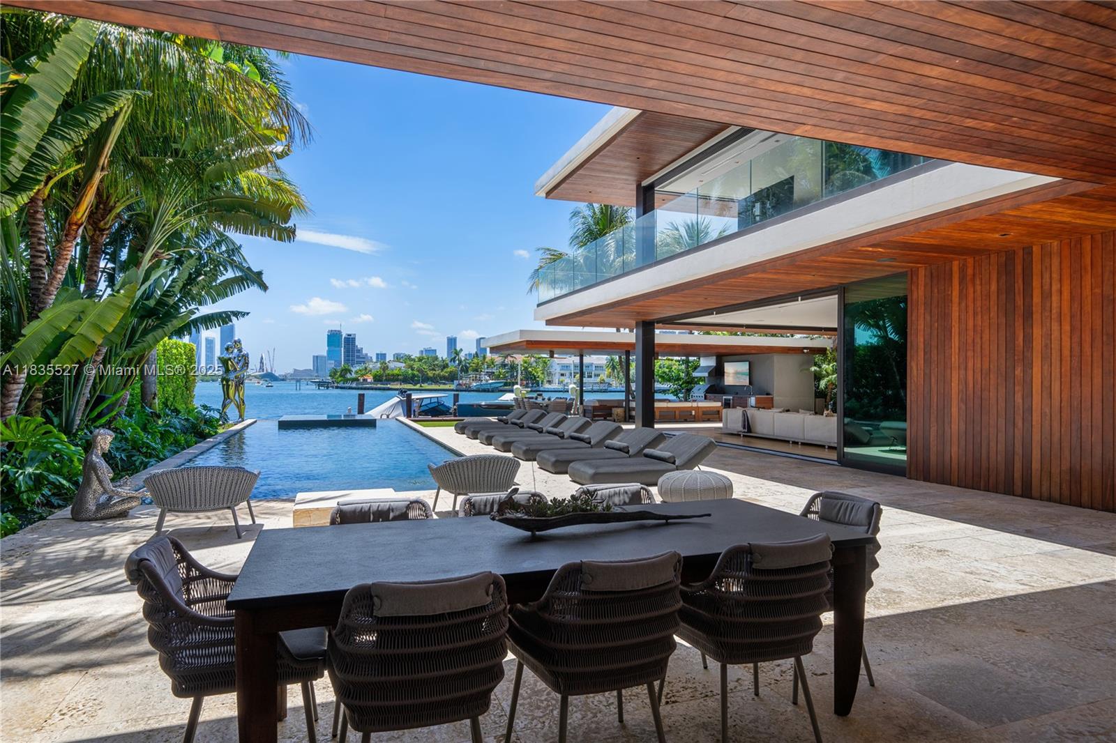126 W San Marino Drive