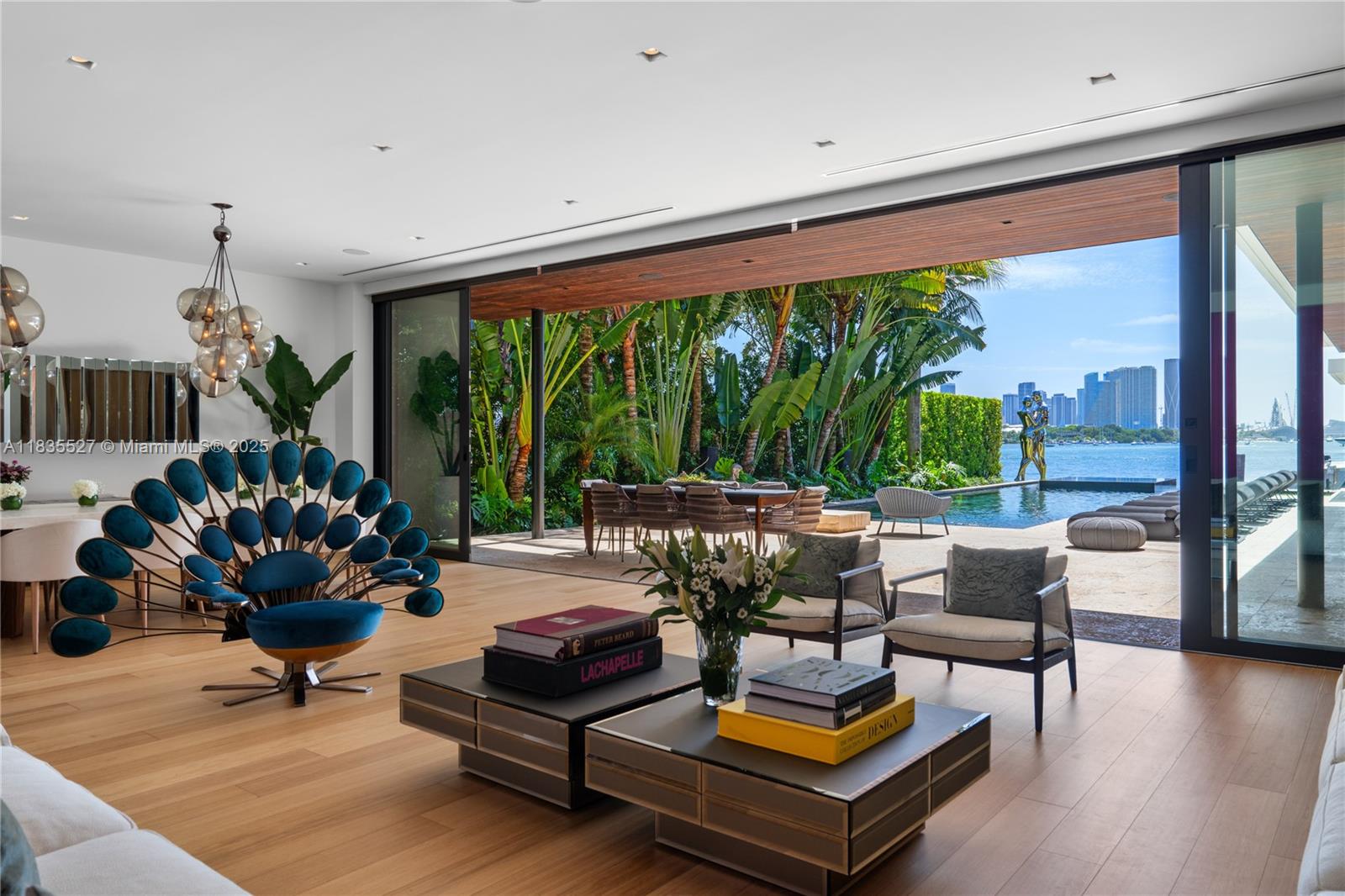 126 W San Marino Drive