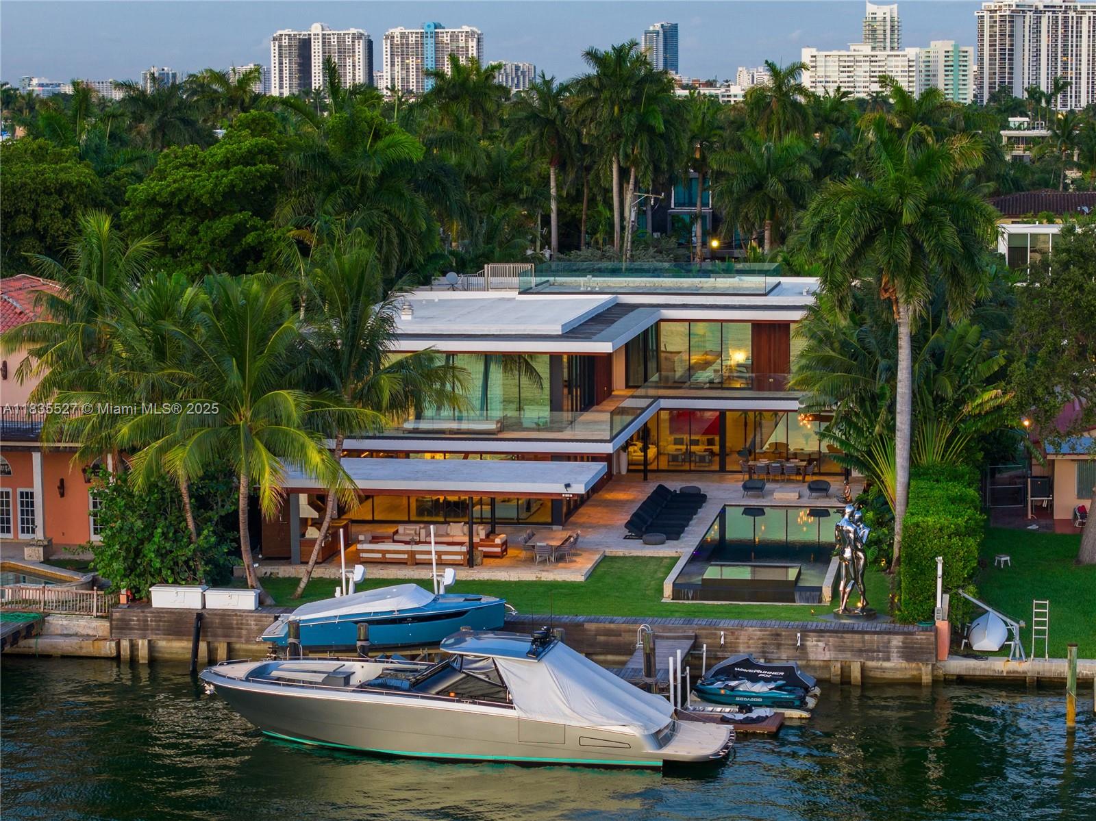 126 W San Marino Drive