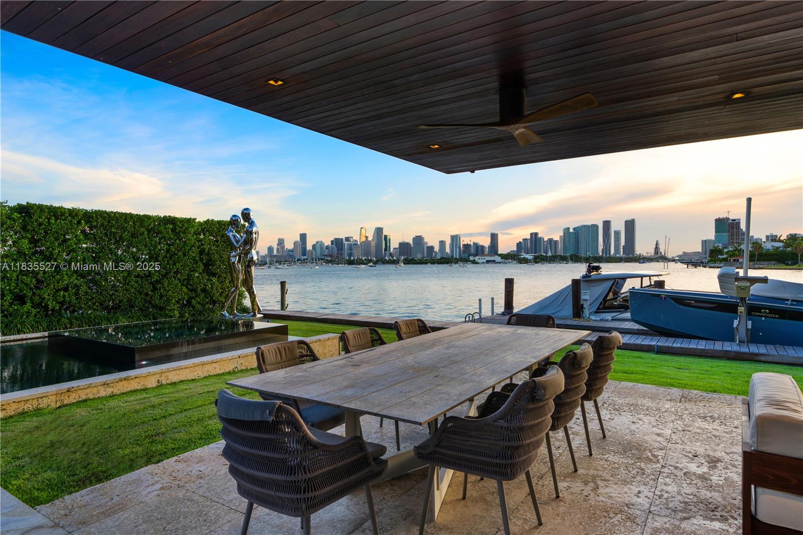 126 W San Marino Drive