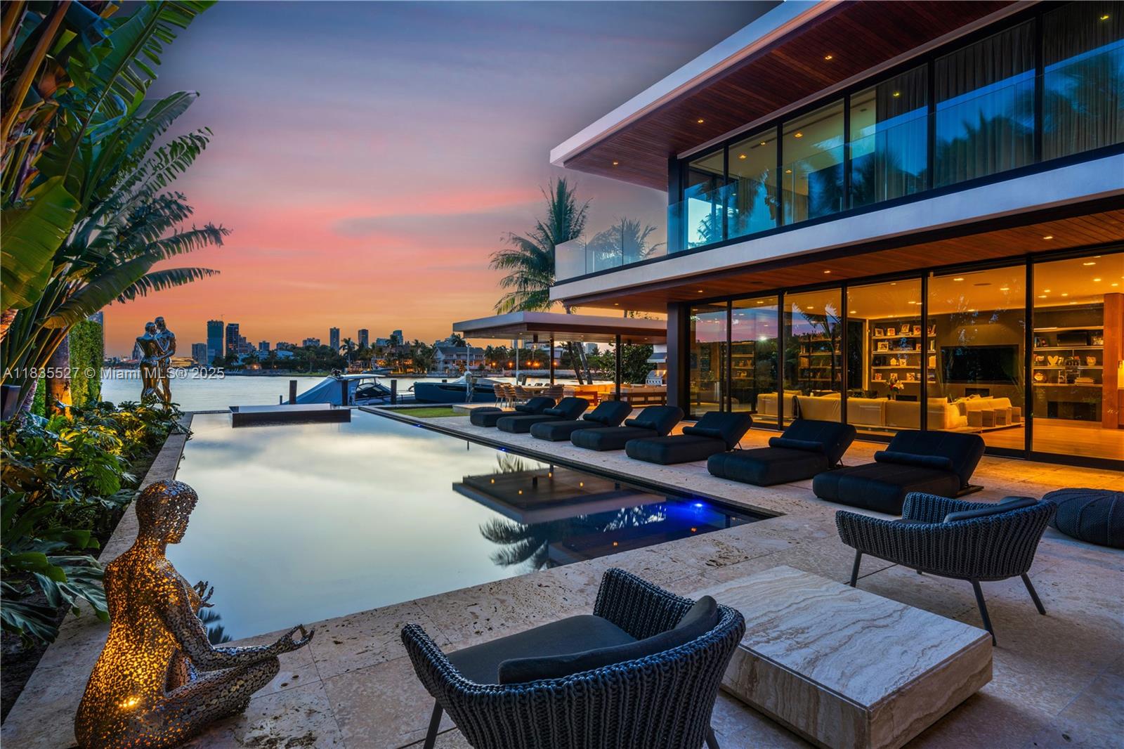 126 W San Marino Drive