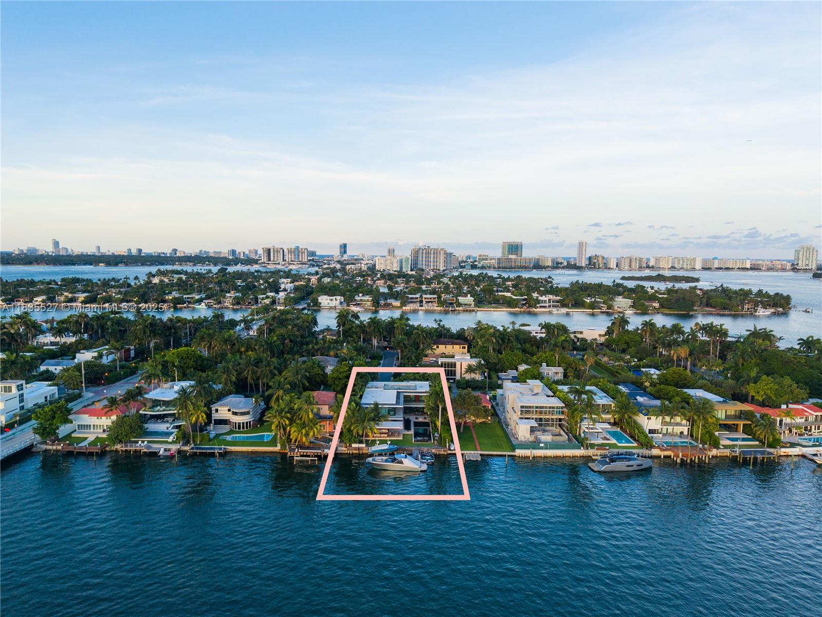126 W San Marino Drive