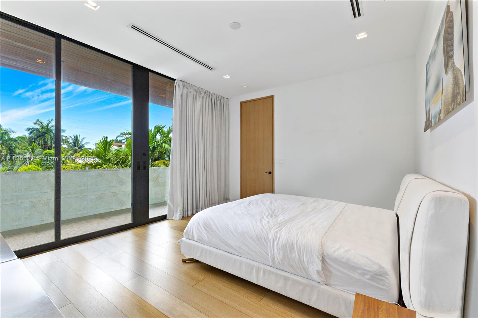 126 W San Marino Drive