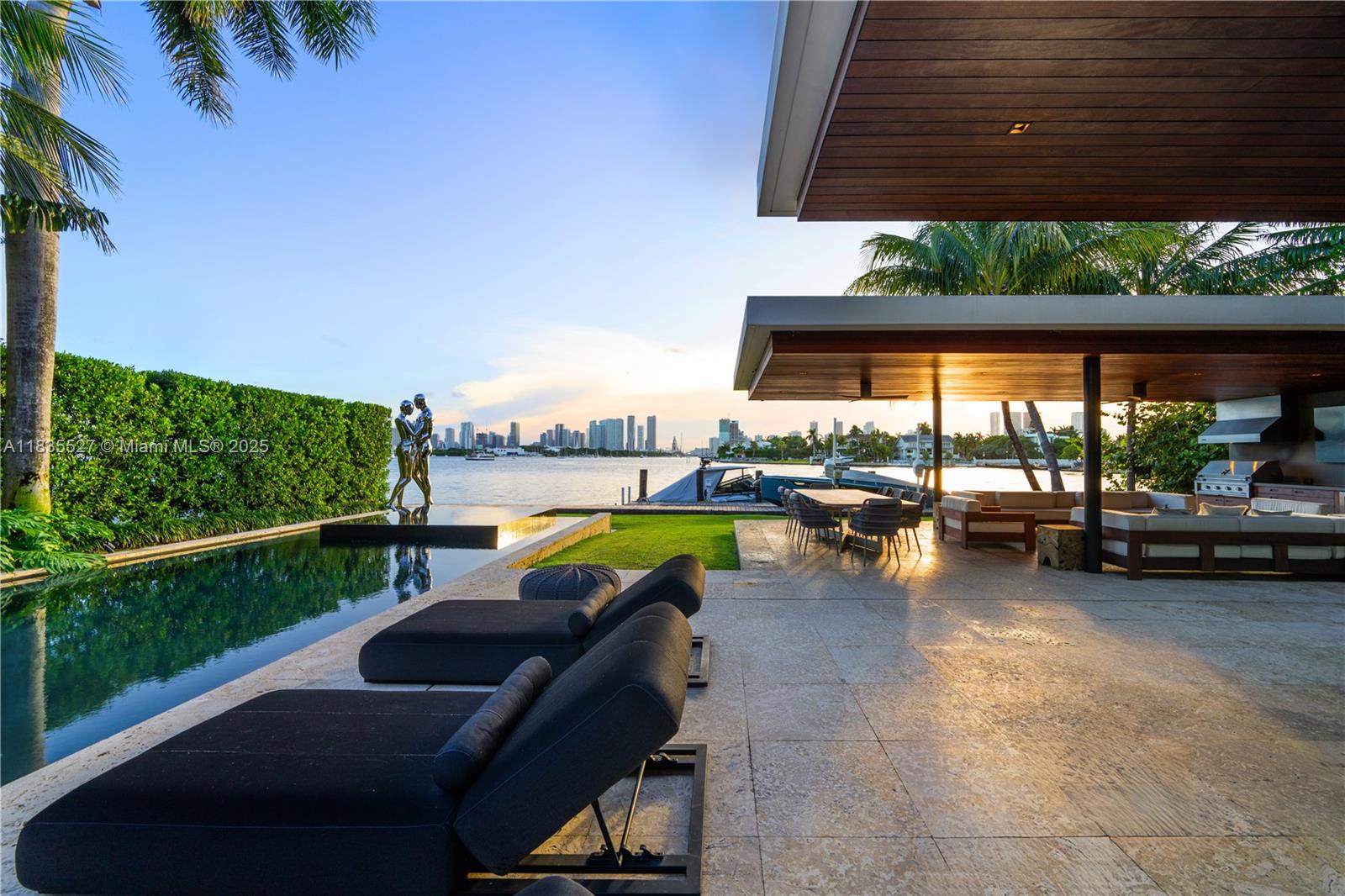 126 W San Marino Drive