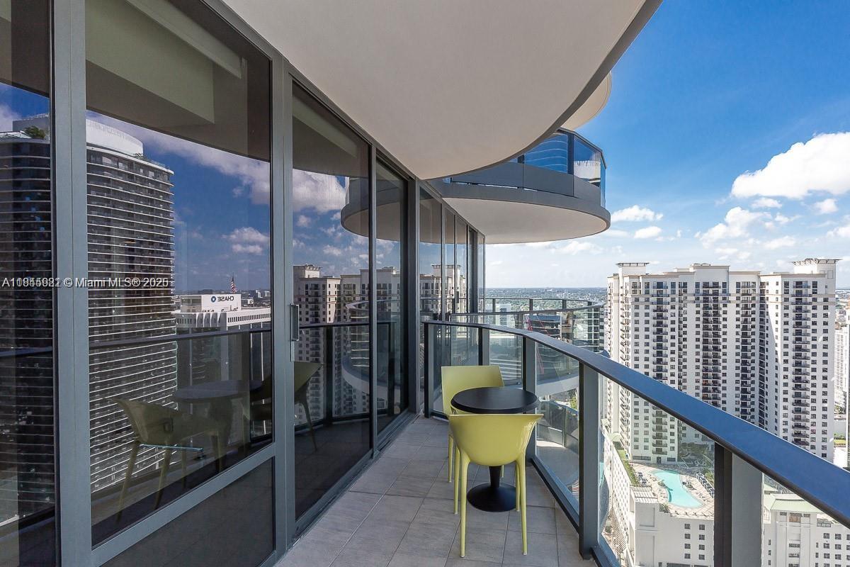 1000 Brickell Plz # 3512