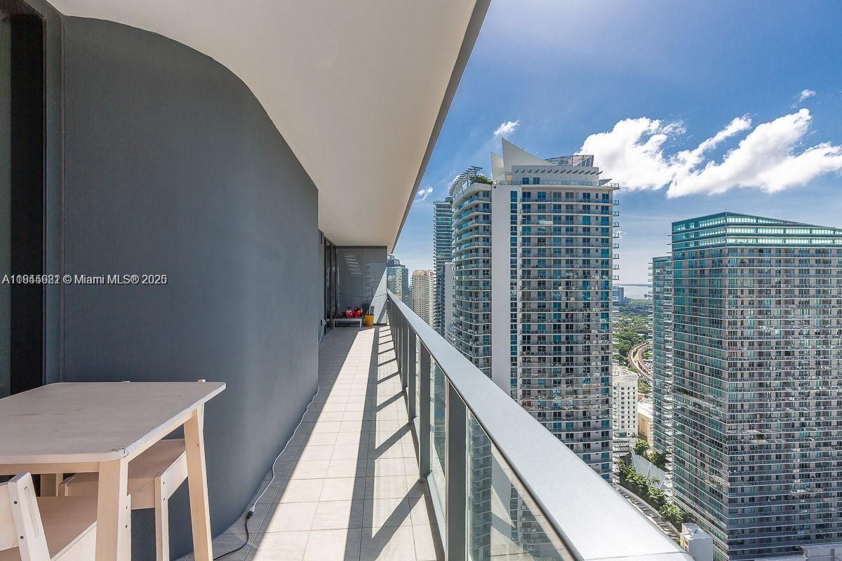 1000 Brickell Plz # 3512