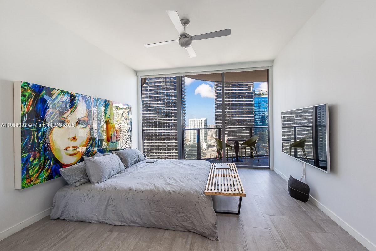 1000 Brickell Plz # 3512