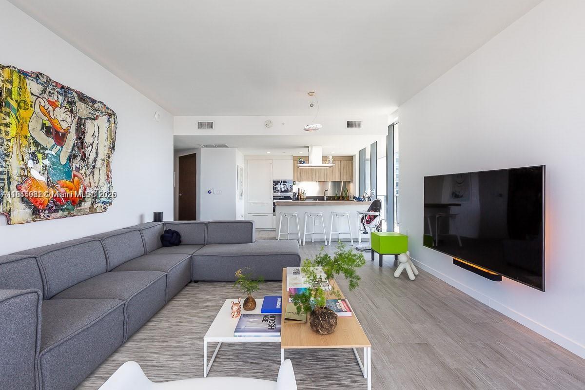 1000 Brickell Plz # 3512
