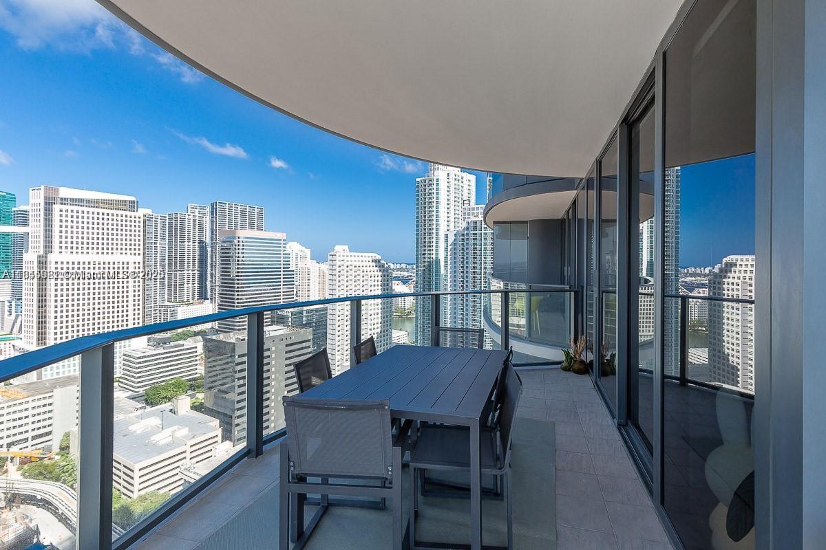 1000 Brickell Plz # 3512