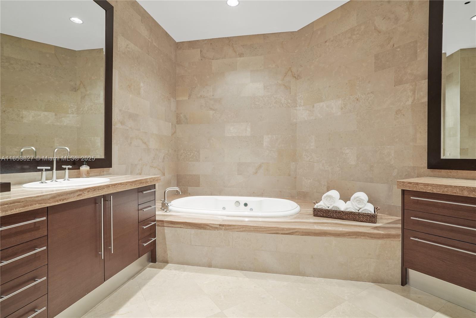 The Bath Club Penthouse 2007