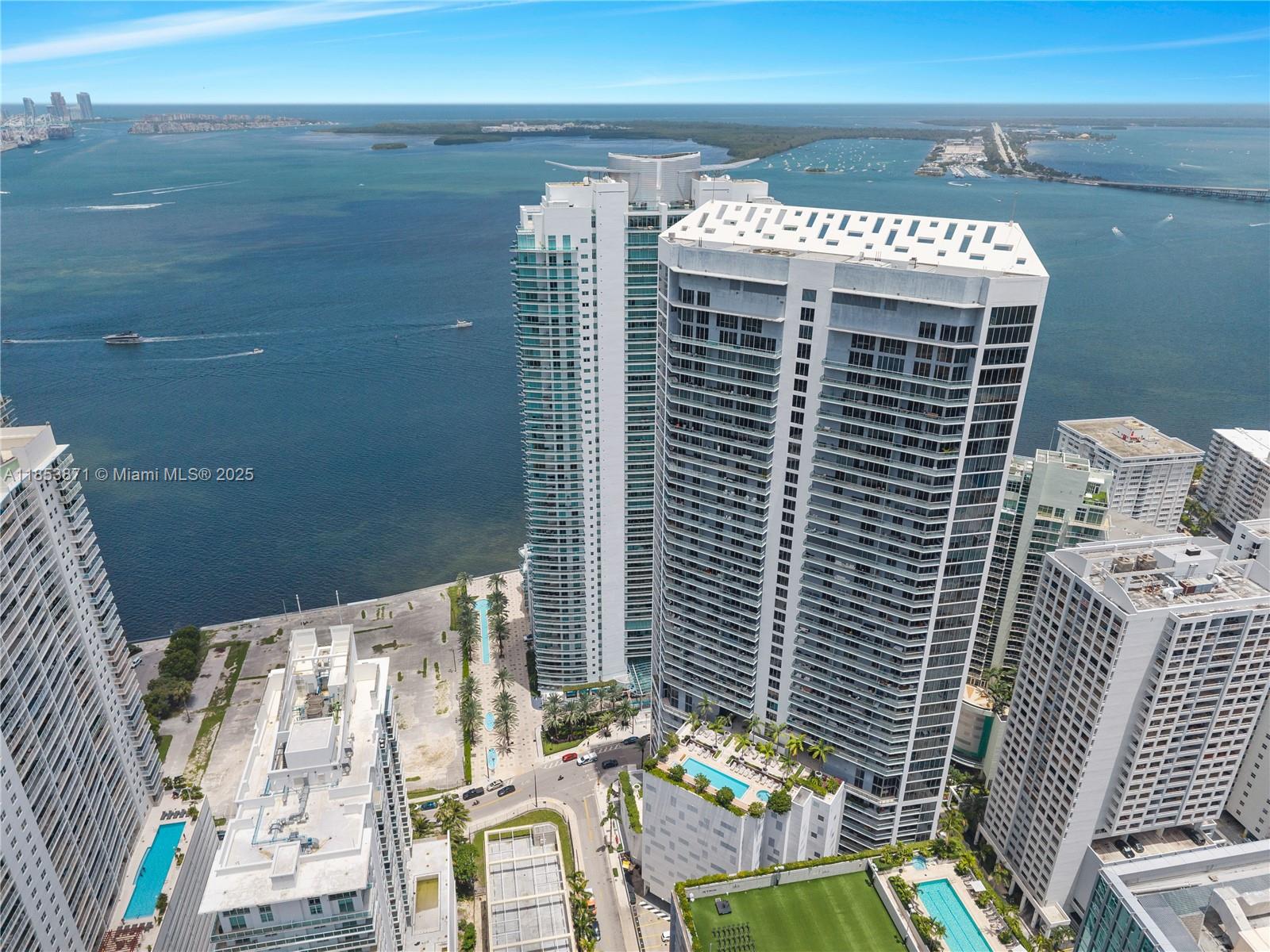 Brickell House Penthouse 4401