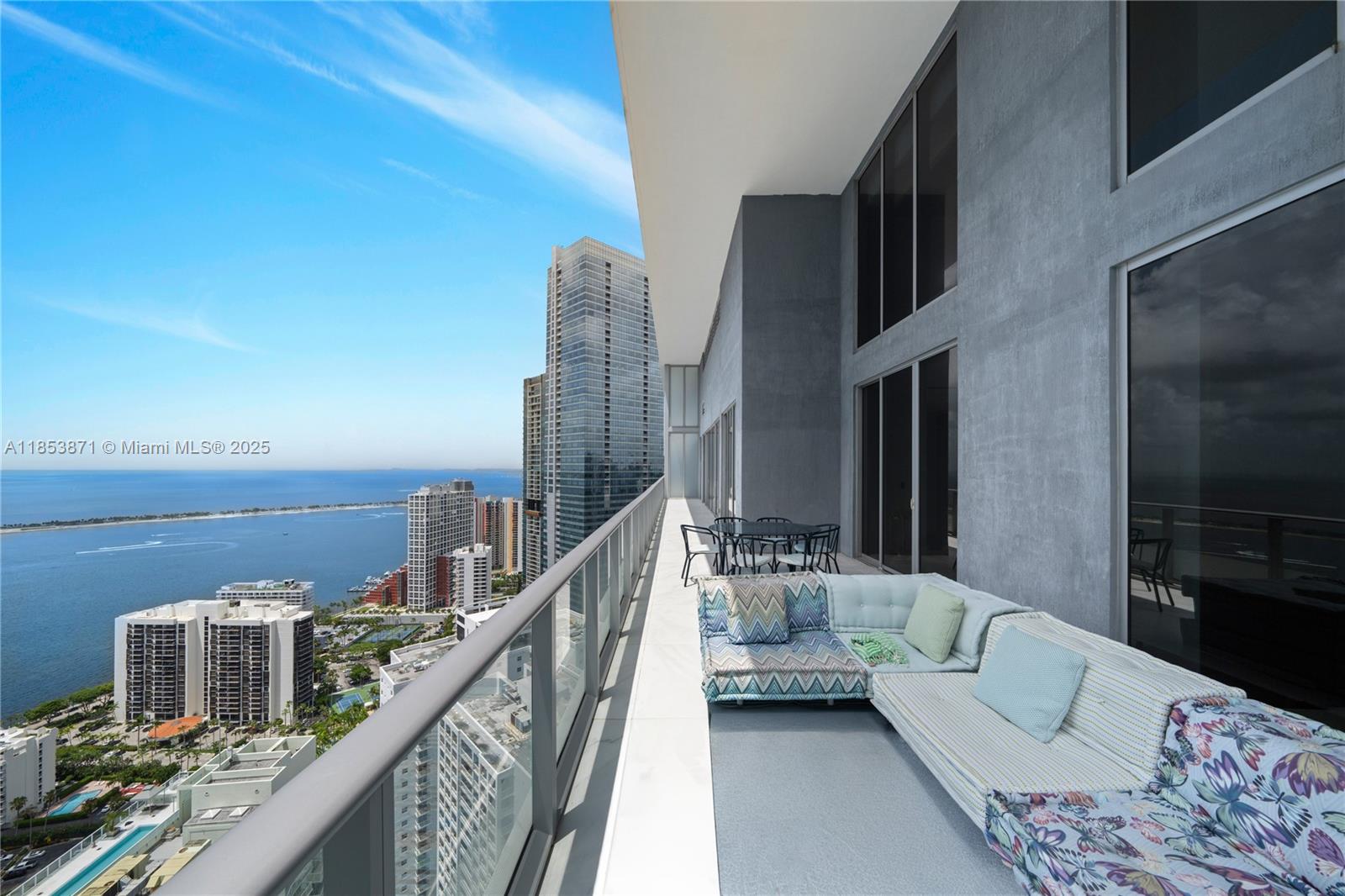 Brickell House Penthouse 4401