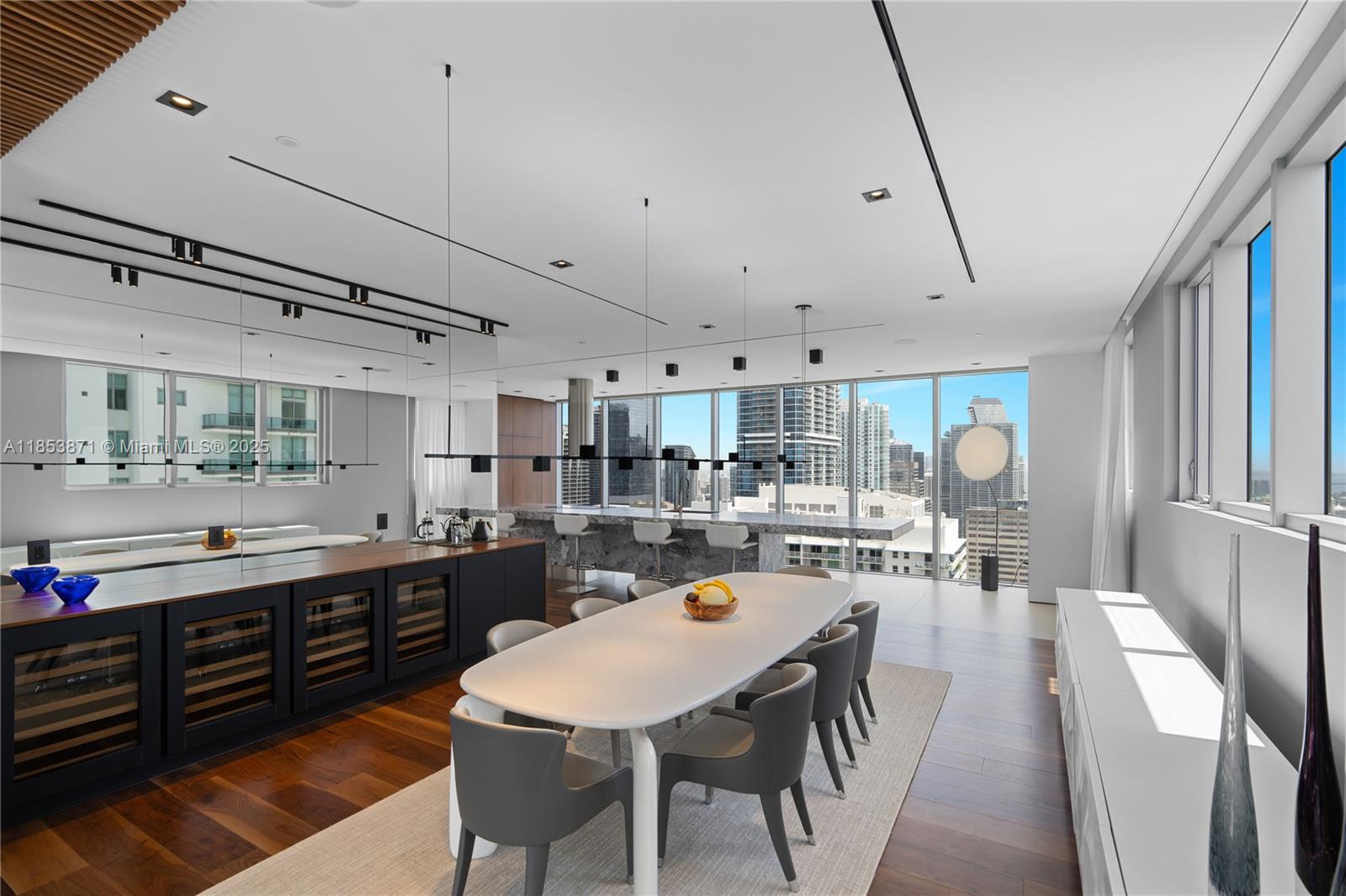 Brickell House Penthouse 4401