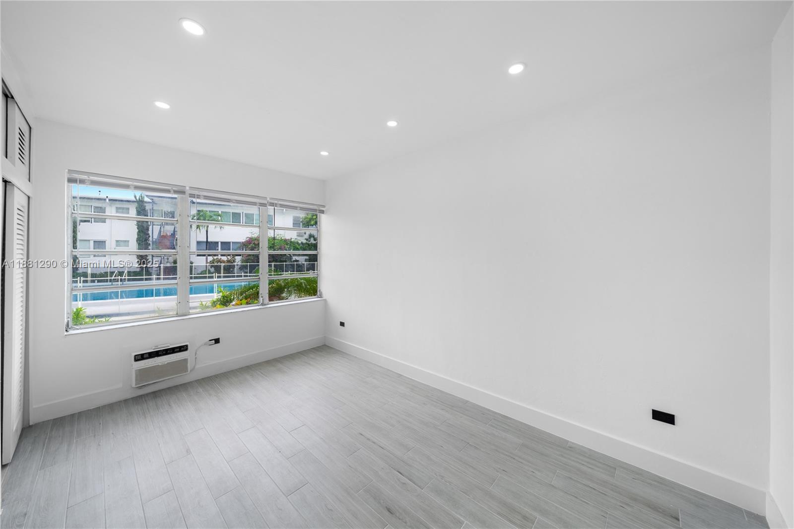 4710 Pine Tree Dr # 31