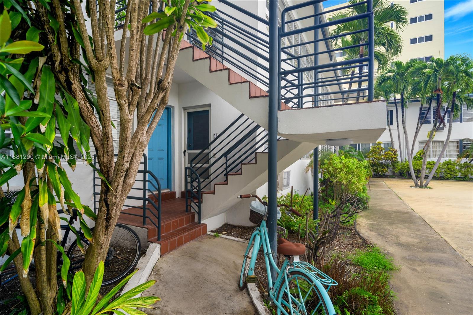 4710 Pine Tree Dr # 31