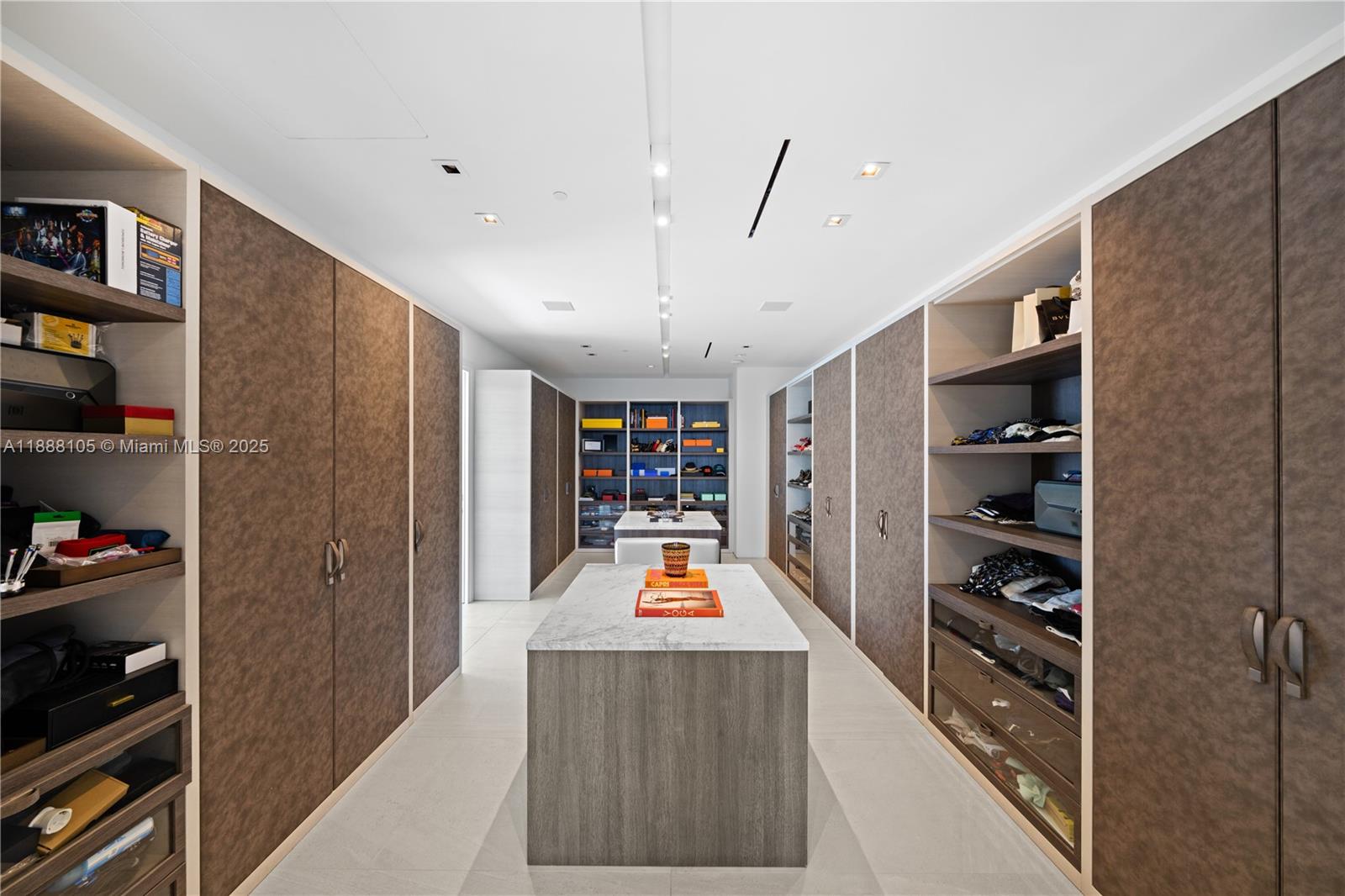 Muse Lower Penthouse