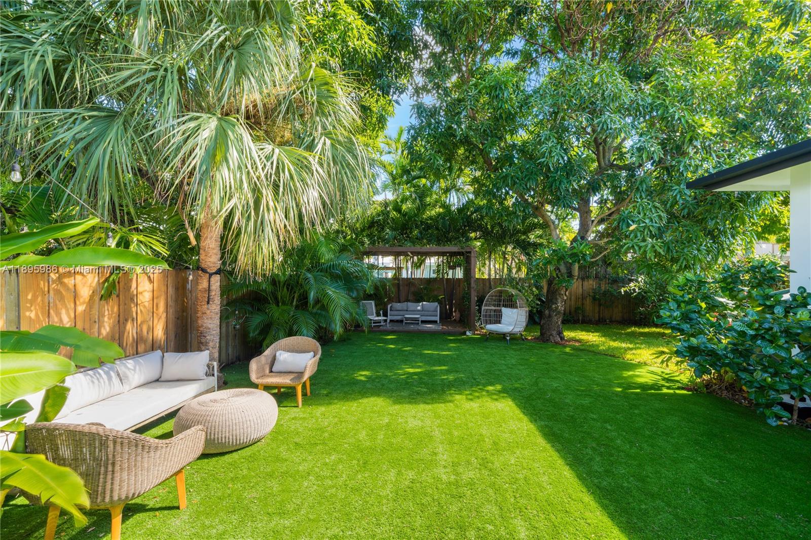 531 SW 23rd Rd