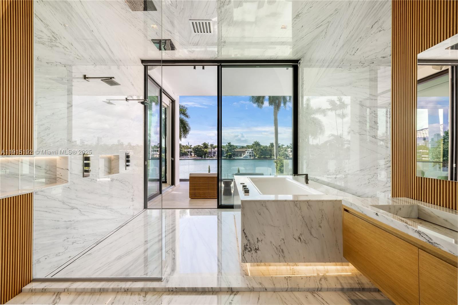 94 S Hibiscus Drive