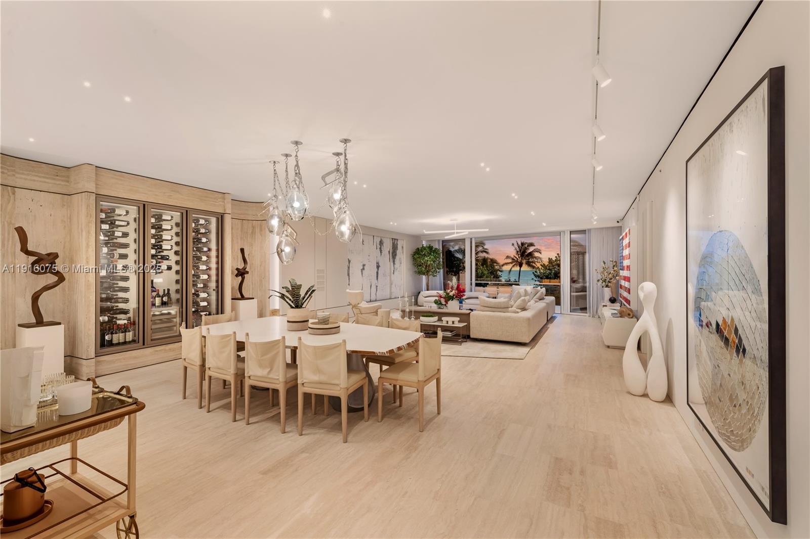 9001 Collins Ave # 207 Unit: S-207