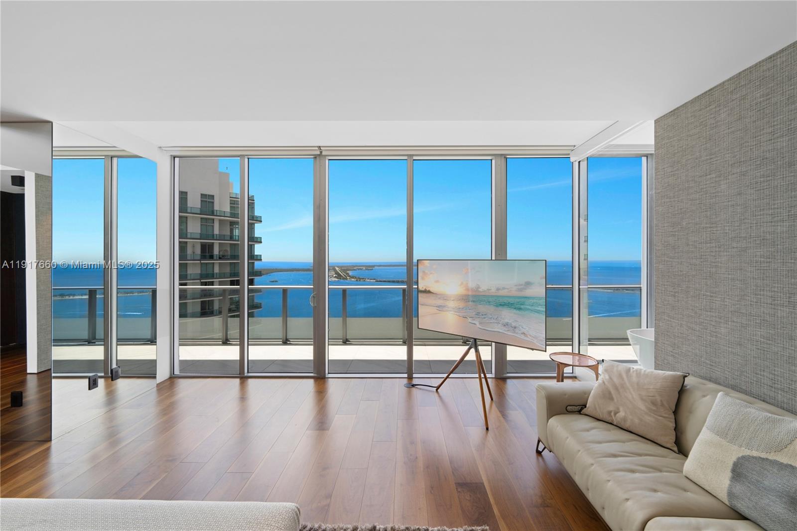 Brickell House Penthouse 4401