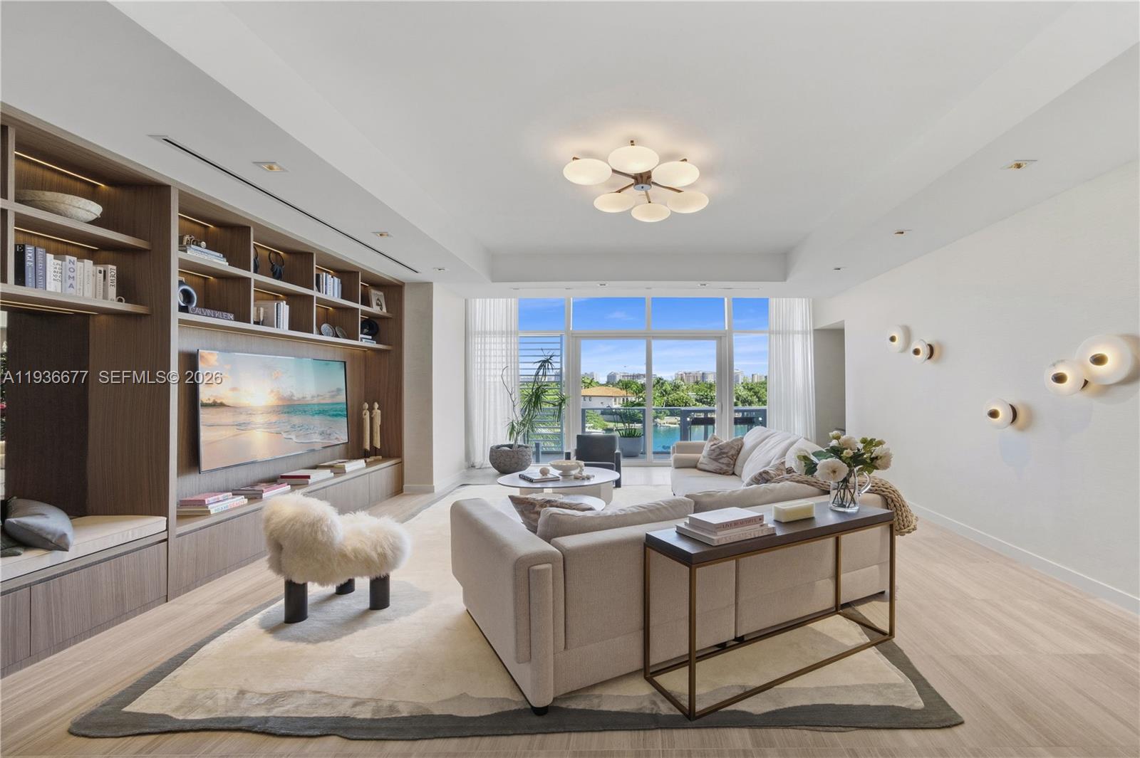 Ritz-Carlton Residences Miami Beach 304