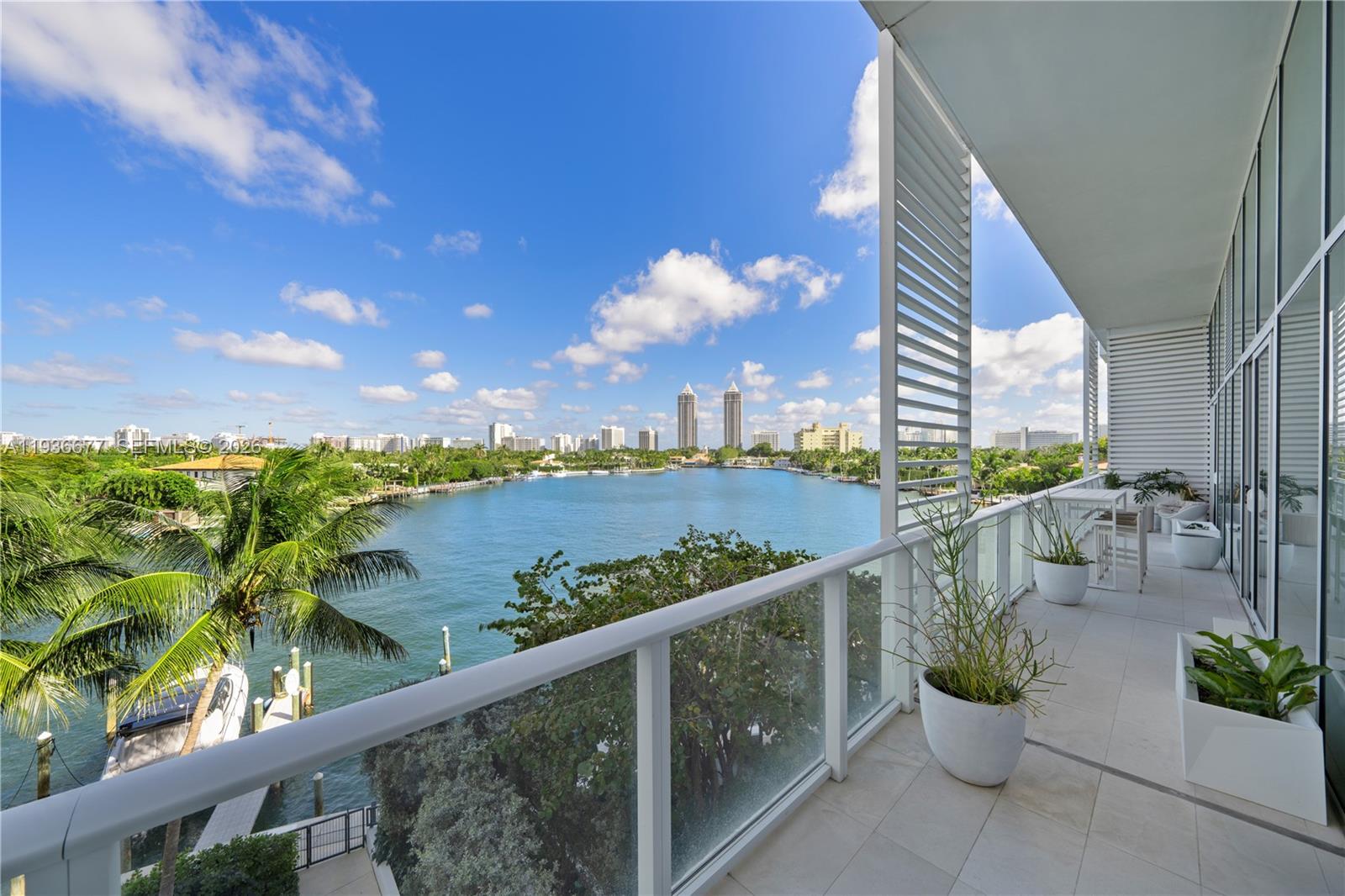 Ritz-Carlton Residences Miami Beach 304