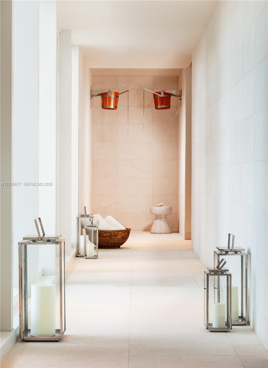 Ritz-Carlton Residences Miami Beach 304