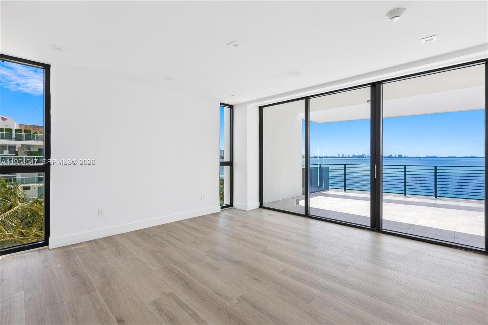 1930 Bay Drive Lanai