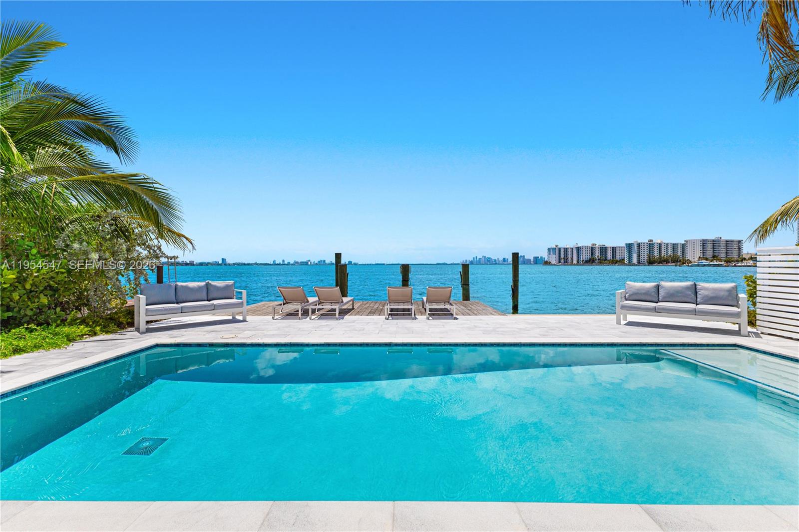 1930 Bay Drive Lanai