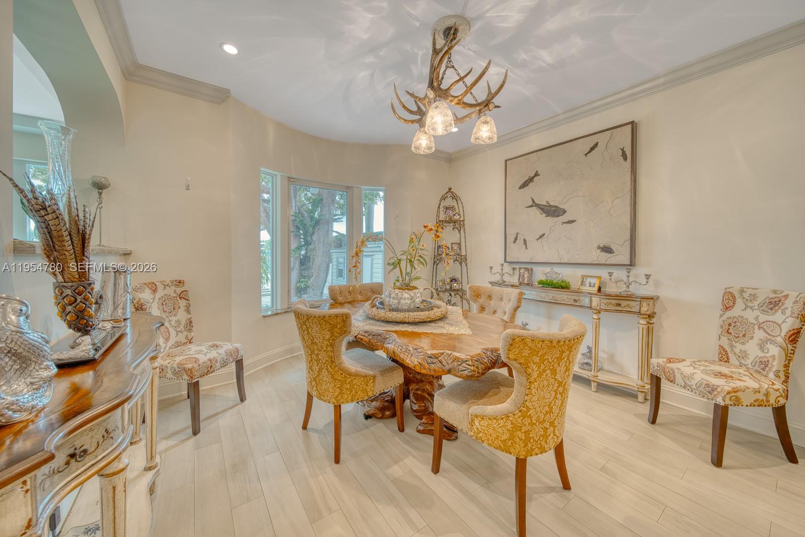 170 S Hibiscus Drive
