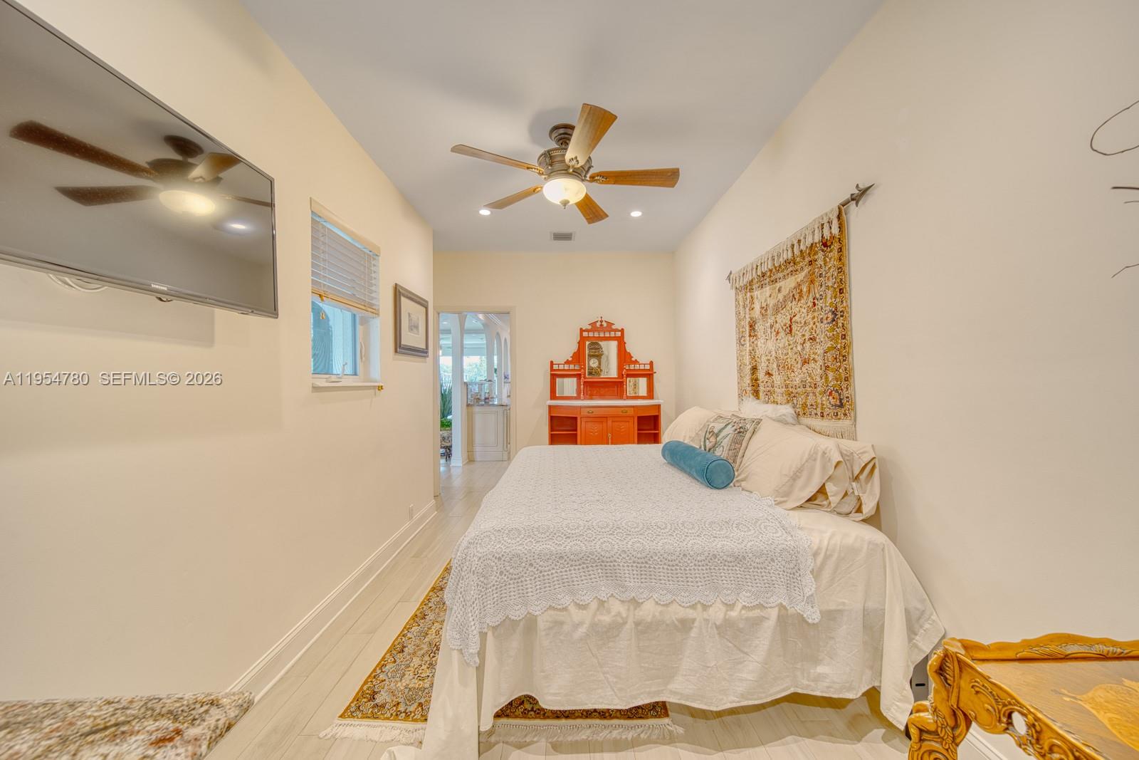 170 S Hibiscus Drive